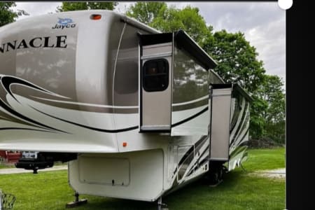 Keystone Heights FL Florida Jayco Pinnacle luxury fifth wheel