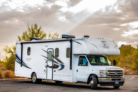 Las Vegas NV 2026 Nexus Triumph 29T - Sleeps 8 - Unlimited Mileage - Las Vegas