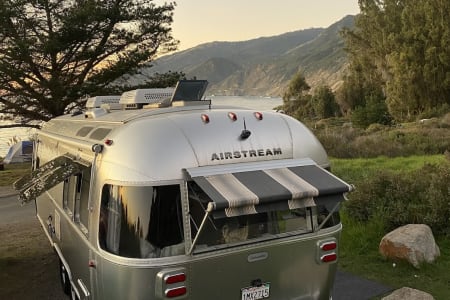 Hermosa Beach CA Modern Luxury Airstream Escape – Globetrotter 27