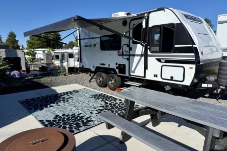 San Tan Valley AZ 2025 Winnebago Micro Minnie 2100BH -Roam & Rise RV Rentals