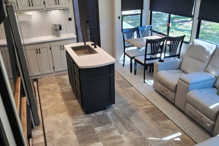 Goose Creek SC NEW 2025 Coachman Chaparral 375baf (Bunkhouse, 2 Full Bathrooms)