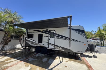 Toy-hauler rentals in Huntington beach