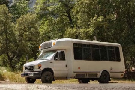 Simi Valley CA Ford Shuttle Bus