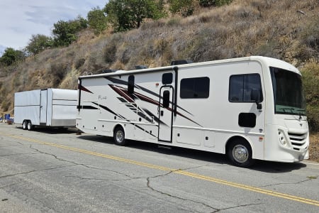 Fallbrook CA The Rolling Retreat