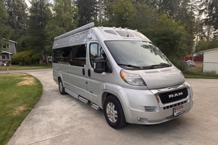 Coeur d'Alene ID Luxury Zion Campervan | Cozy, Easy to Drive + WiFi Add-on