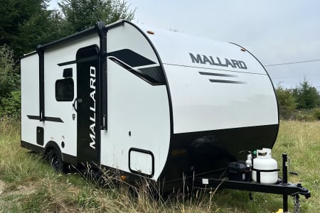 Lacey WA Cozy 20ft PNW Travel Trailer