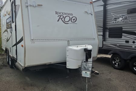 Denver CO Easy Tow 2011 Rockwood Roo Hybrid – 3 Pop-Out Beds, Full Bath & A/C