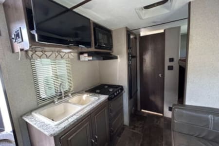 Chatham ON 21' Keystone Passport