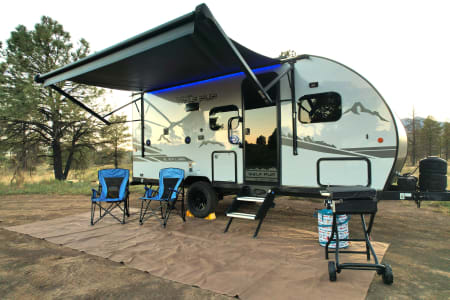 Flagstaff AZ Wolf Pup Bunkhouse - ALL INCLUSIVE