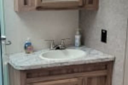 New Braunfels TX 2018 White Hawk 38 - Rate Include Delivery