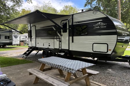 Hendersonville NC White Squirrel Bunkhouse
