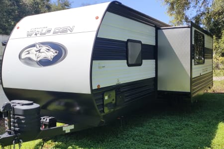 Tampa FL T 2024 CONVENIENT TRAILER!!! FOREST RIVER WOLF DEN
