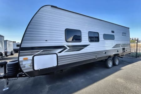 Peoria AZ 24 Flying Dutchman – Sleep 8 l Bunks l Delivery