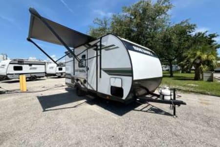 Westfield IN BRAND NEW 2025 Eddie Bauer 17BH-L - Sleeps 5