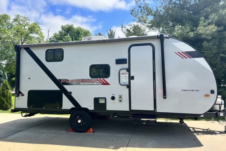 Van Dyne WI Simon the Cozy Platinum bunkhouse