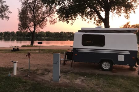 Bonita Springs FL Compact Junior Camper Trailer - cozy and light!