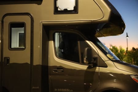 Riverside CA Sunshine Dynamax Isata 3