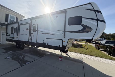 Myrtle Beach SC 2022 Keystone Sprinter 35BH - 2 Bedrooms!