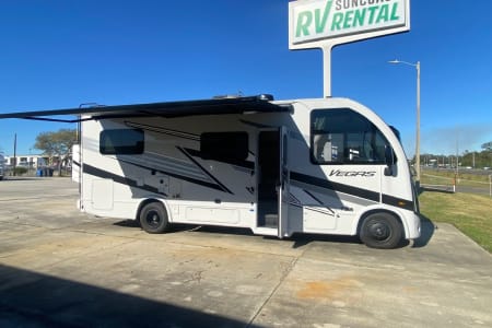 Tampa FL Easy to Drive Class A!