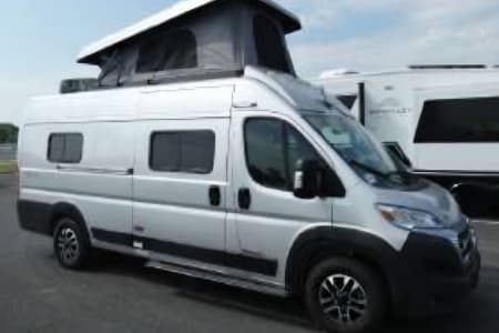 Las Vegas NV Genius Design, User Friendly, FullyStocked! AdaptiveCruise, Solar, Sleeps 4