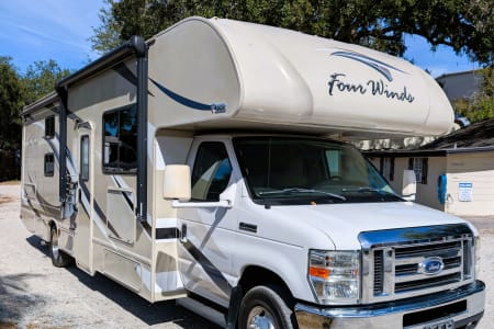 Tampa Bay FL 2017 THOR FOUR WINDS 32'