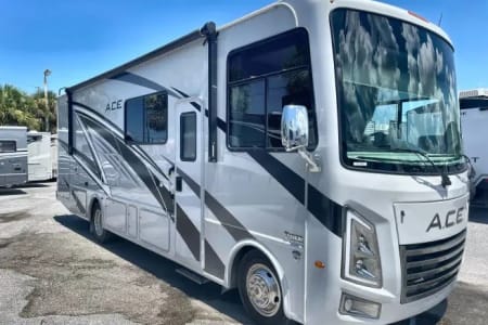 Appleton WI 2026 Thor A.C.E. 29D ......... $319.50/night for 7+ nights