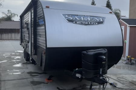 Bakersfield CA Family Friendly 2022 Cruise Lite