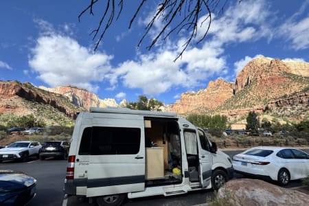 Hayward CA “NEW LISTING” Pleasure way classB