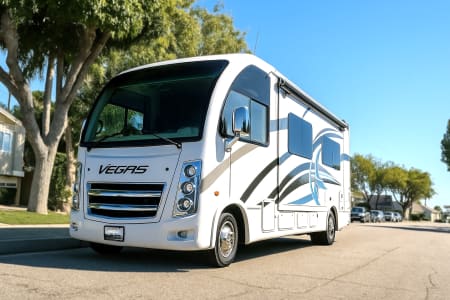 Orange CA * Taffy Vegas * Slide-out, Sleeps 5, Easy Drive - Sleek Capsule Coach!