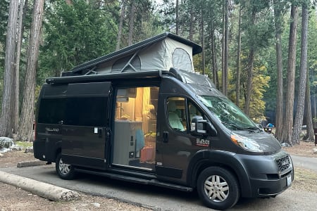 Cupertino CA 2022 Thor Tellaro 20A - all the amenities of an RV without the size