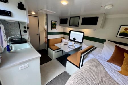 Gibsonton FL 2024 Travel Trailer-Liv on the edge