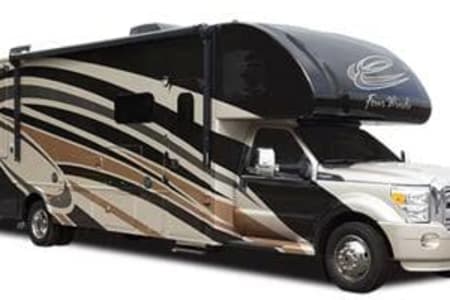 Conroe TX Thor Four Winds Diesel Super C