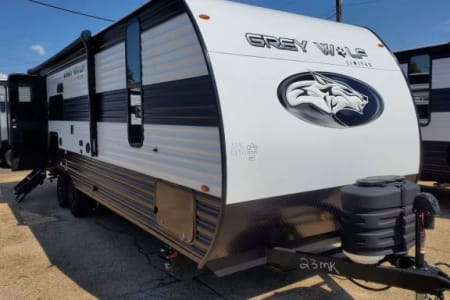 Reno NV 2024 Grey Wolf 23MK - F4035