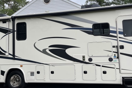 Myakka City FL Forrest River FR3 34DS ***King + 1.5 Baths***