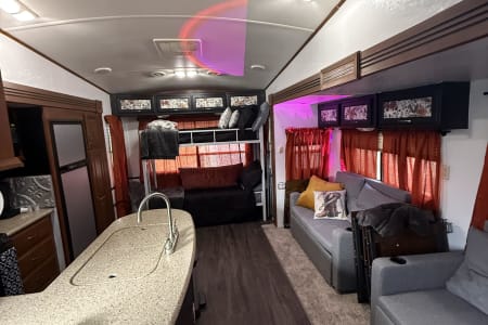 Springfield OH Boho Sunrise Family Camper