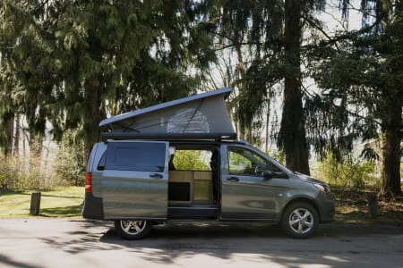 Seattle WA Cascade - Mercedes Metris Full Camper