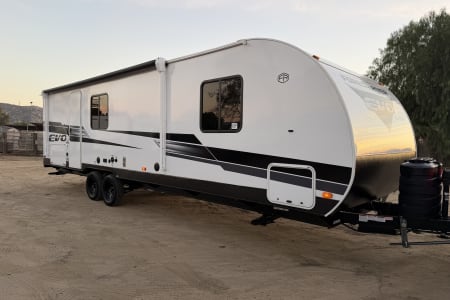 Norco CA BRAND NEW 33ft Forest River EVO Lite Slide Out