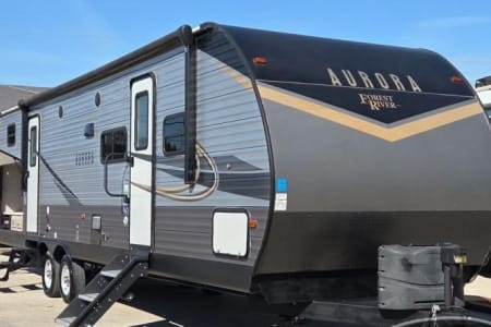 Arlington TX Aurora w/ Bunk room: Delivery Available: No Prep Fee : Fully Equipped