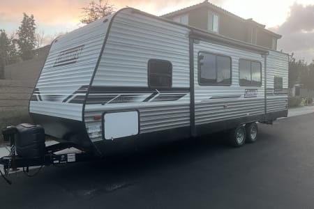 Las Vegas NV 2022 Dutchmen Lantern