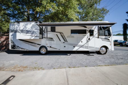 Acworth GA 2026 Coachmen Mirada 35ES