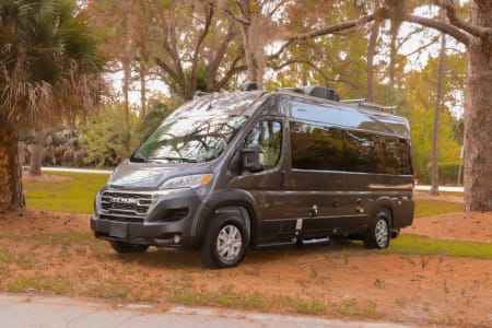 Riverview FL Spacious 2024 Thor Sequence!, Included Bike Rack!, Off Grid Capable, A/C!