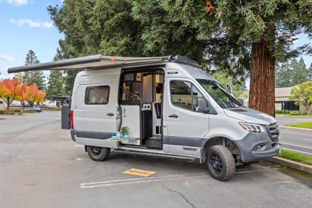 Las Vegas NV EDC Yosemite Revel 4 X 4 | Las Vegas