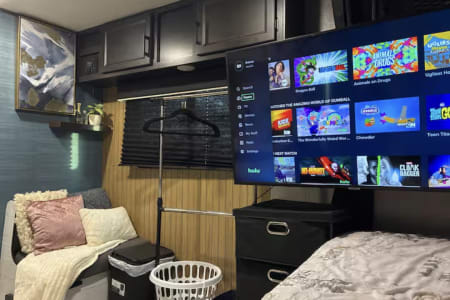 Glenn Heights TX Cozy and Convenient RV, YourHome Away from Home!