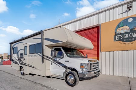 Las Vegas NV Hot Springs Leprechaun | Free 50GB Starlink WIFI | Las Vegas