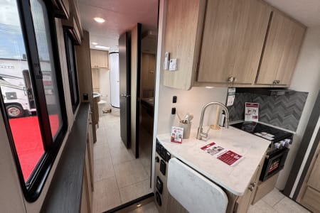 Stansbury Park UT 2026 32ft Coachmen 30KB - Sleeps 8 fully stocked adventure supplies