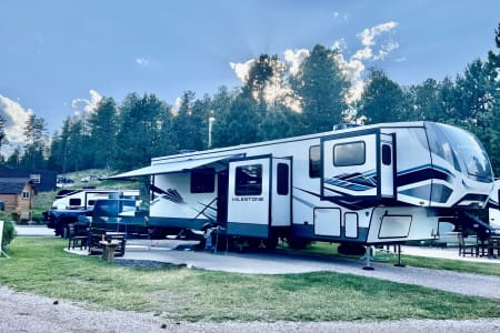 Bullard TX Modern Mansion on Wheels: 5-Slide Milestone w/ Loft & Bunkhouse