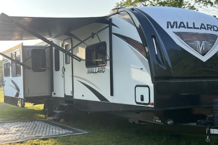 Traverse City MI 2019 Heartland Mallard IDM335
