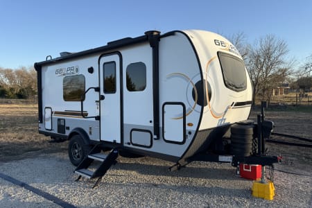 Wylie TX Couple’s Camper | Forest River Geo Pro 19FD