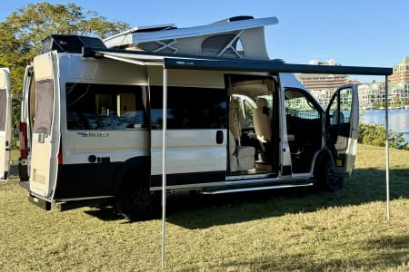 Tampa FL The Ultimate Florida Explorer: 2024 Jayco Swift 20D (Sleeps 4!)