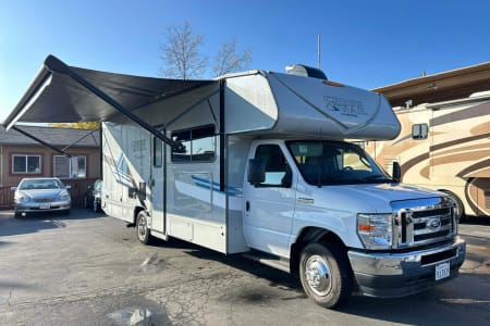 Sacramento CA 2024 Forest River Coachmen Cross Trail XL